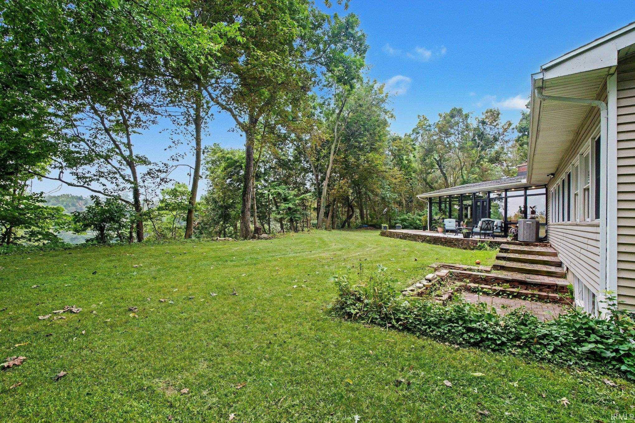 1910 Ribourde Drive South Bend IN 46628