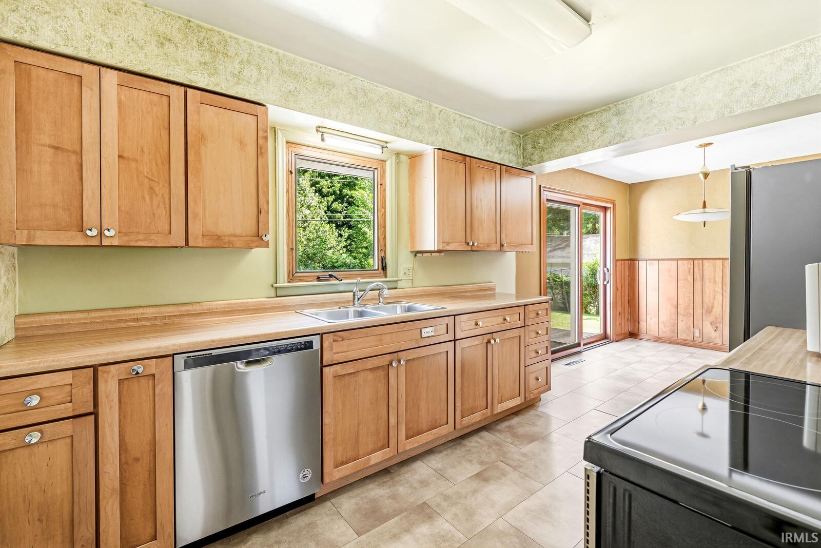 405 W Angela Boulevard South Bend IN 46617