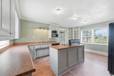 640 County Road 54 Garrett IN 46738