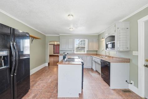 640 County Road 54 Garrett IN 46738