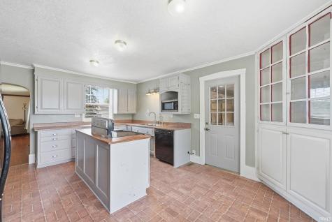640 County Road 54 Garrett IN 46738