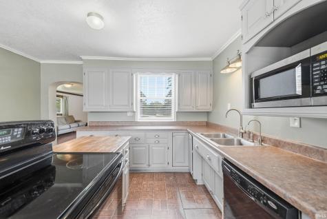 640 County Road 54 Garrett IN 46738