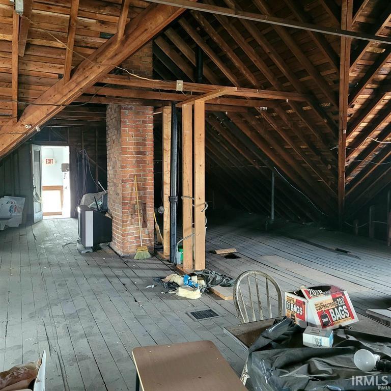 128 130 132 E Plymouth Street Bremen IN 46506