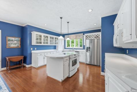5201 W Deerbrook Drive Muncie IN 47304