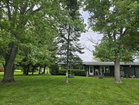 7433 E 325 S Road Bringhurst IN 46913