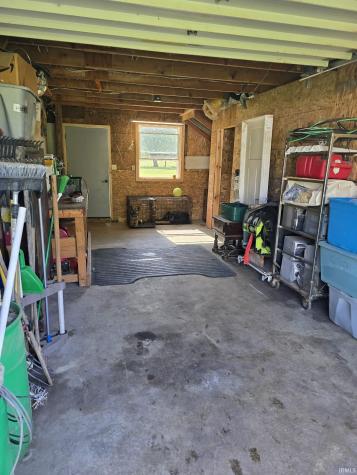 7433 E 325 S Road Bringhurst IN 46913