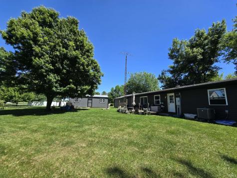 7433 E 325 S Road Bringhurst IN 46913