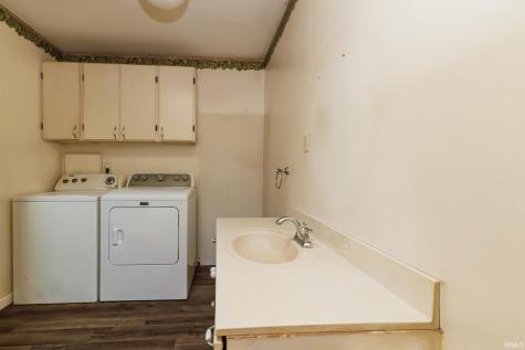 881 S County Rd 600 W Road Yorktown IN 47396