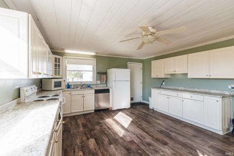 881 S County Rd 600 W Road Yorktown IN 47396