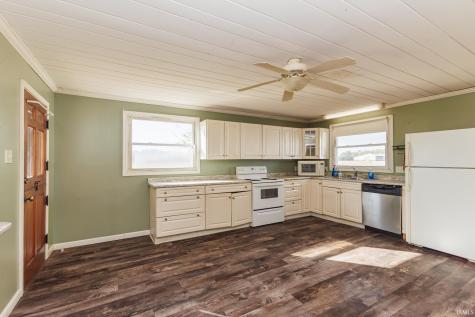 881 S County Rd 600 W Road Yorktown IN 47396