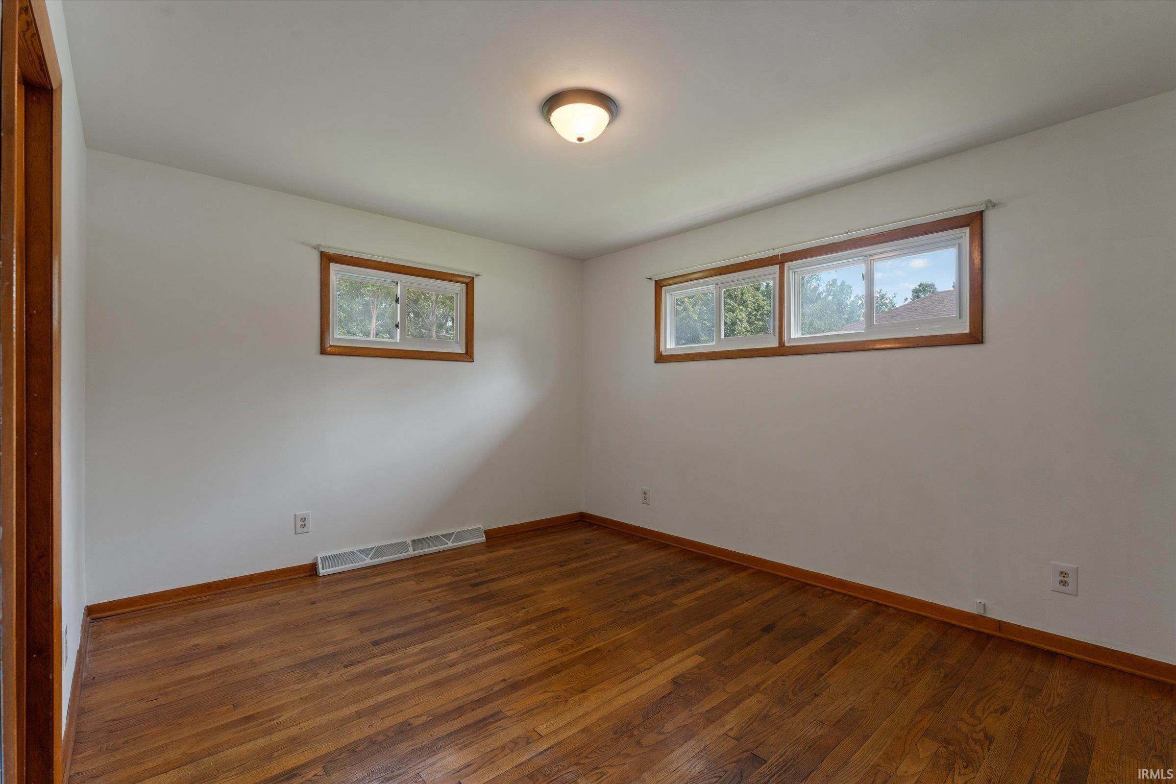 54606 Clover Road Mishawaka IN 46545