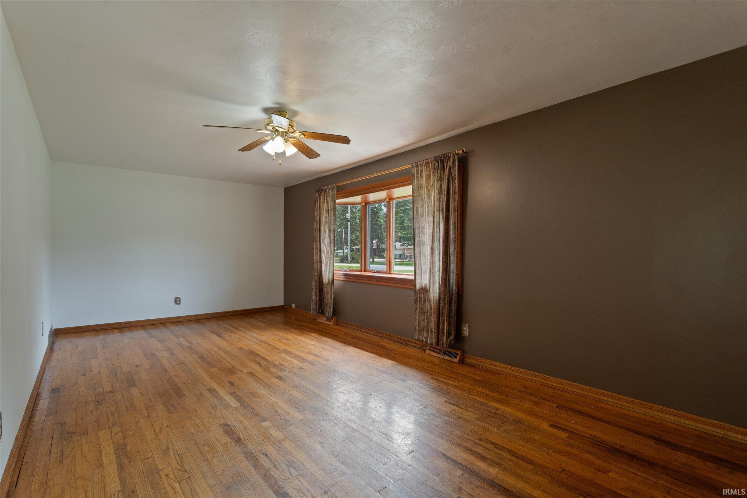 54606 Clover Road Mishawaka IN 46545