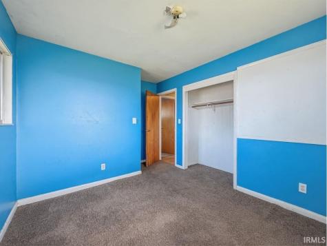 1208 S State Road 213 Tipton IN 46072