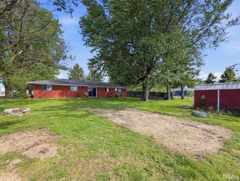 1208 S State Road 213 Tipton IN 46072