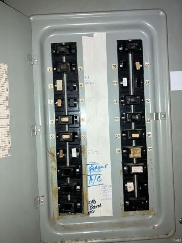 11172 W 18 Highway Pennville IN 47369