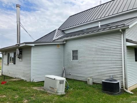 11172 W 18 Highway Pennville IN 47369