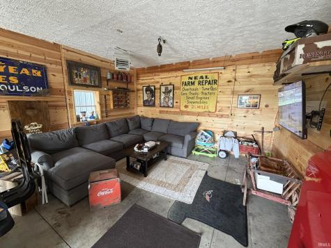2210 E 800 S Lafayette IN 47909