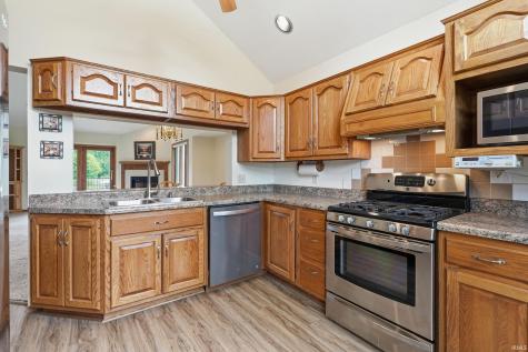 0205 W 600 S Wolcottville IN 46795