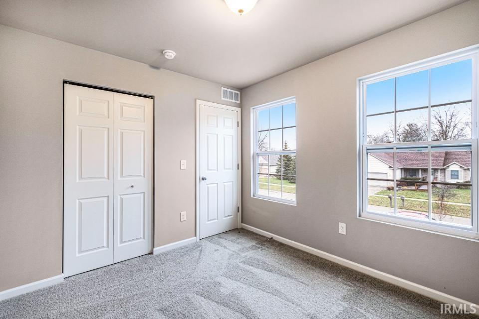903 Breezewood Drive Lakeville IN 46536