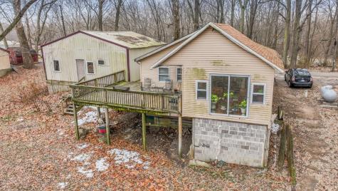 4942 W 1200 S Covington IN 47932