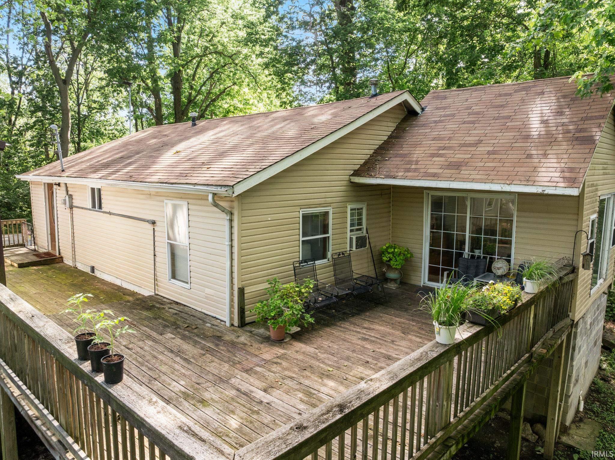 4942 W 1200 S Covington IN 47932