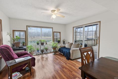 4942 W 1200 S Covington IN 47932