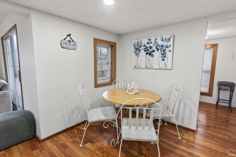 4942 W 1200 S Covington IN 47932