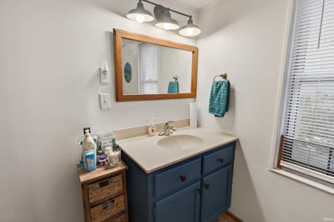 4942 W 1200 S Covington IN 47932