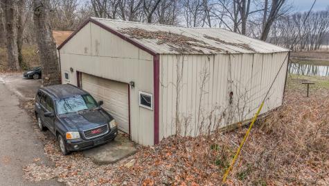 4942 W 1200 S Covington IN 47932