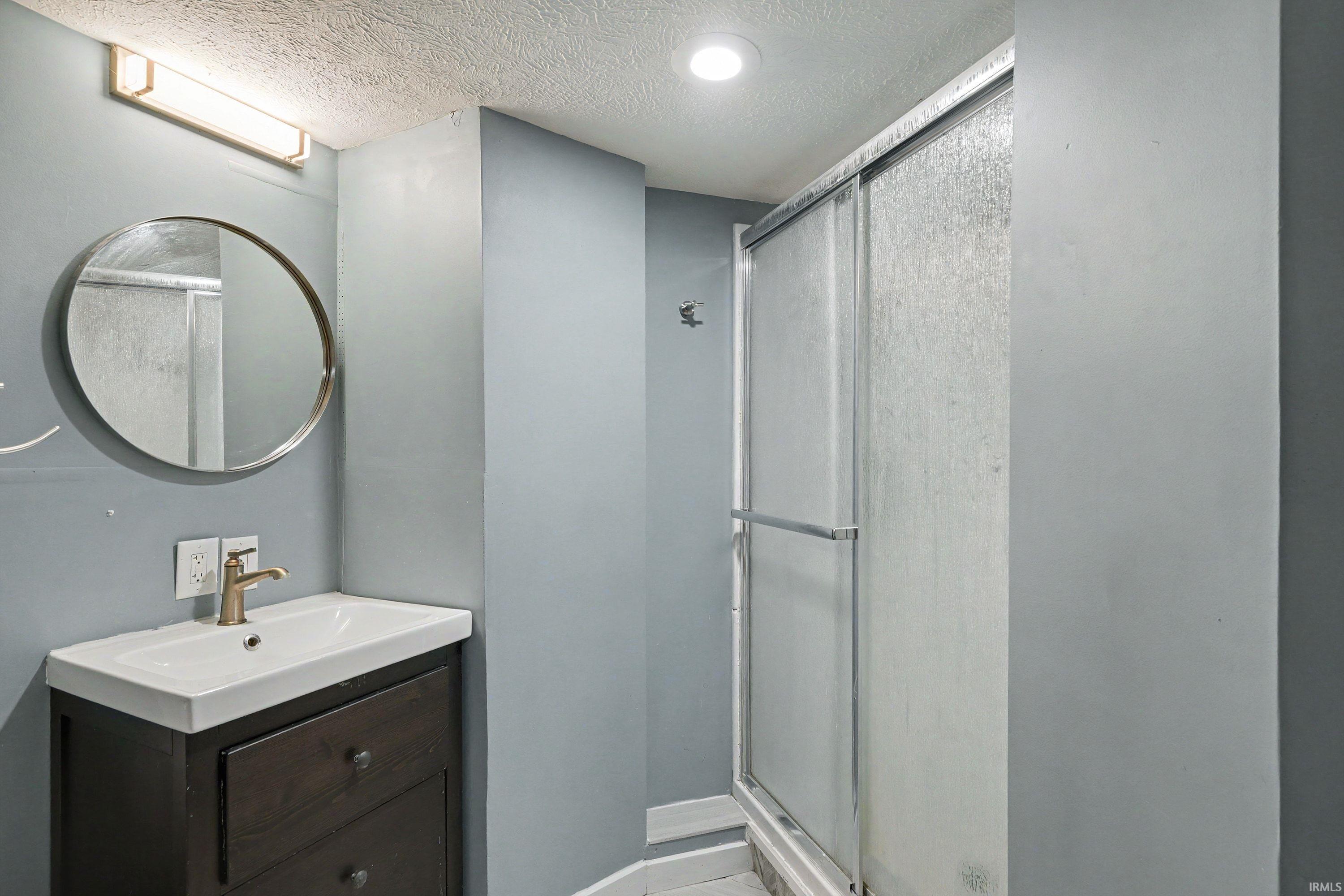 13200 Fountain Court Granger IN 46530