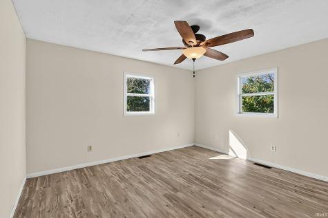 220 S D Street Elwood IN 46036