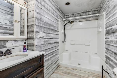 220 S D Street Elwood IN 46036