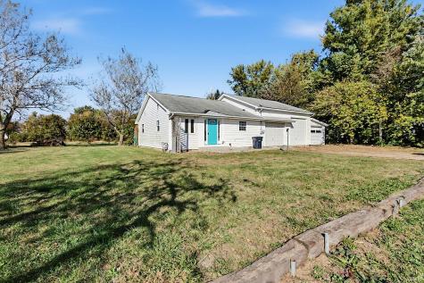 220 S D Street Elwood IN 46036