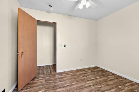 220 S D Street Elwood IN 46036