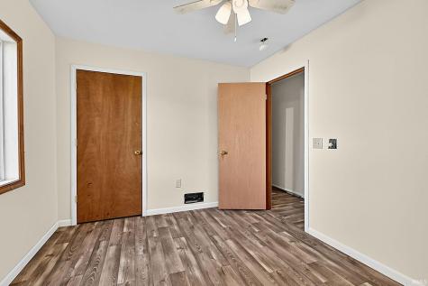 220 S D Street Elwood IN 46036