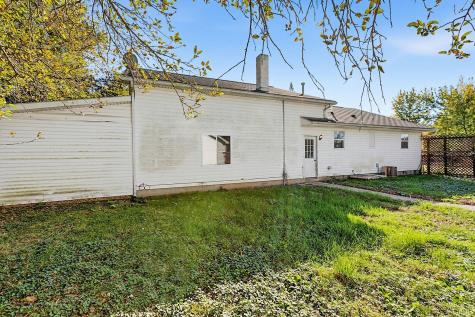 220 S D Street Elwood IN 46036