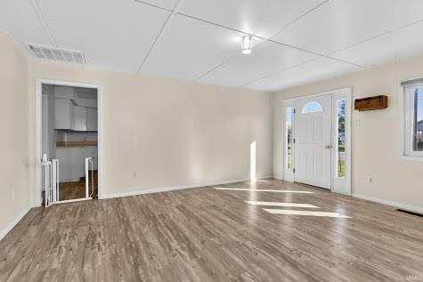 220 S D Street Elwood IN 46036