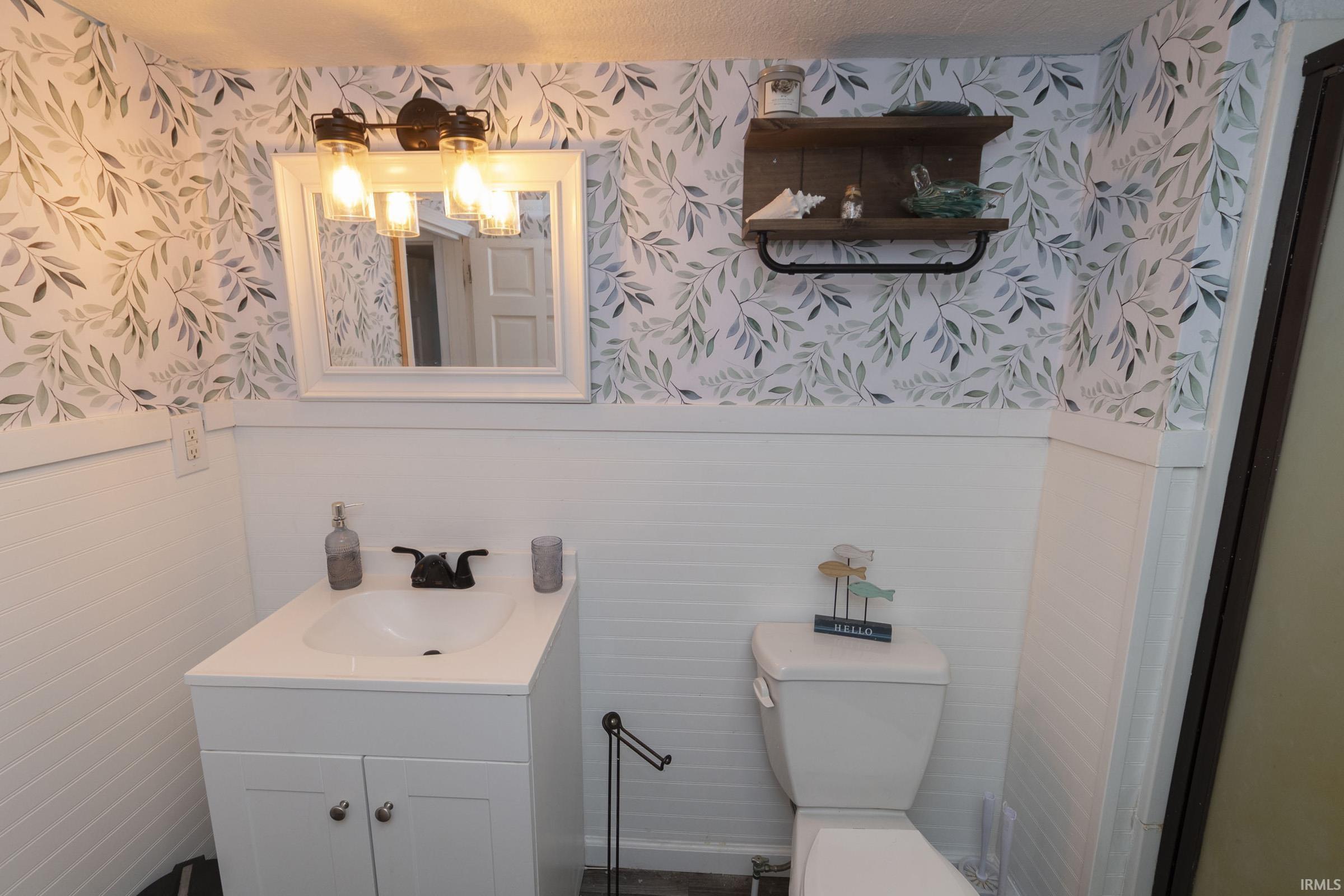 21085 Cabot Avenue Lakeville IN 46536