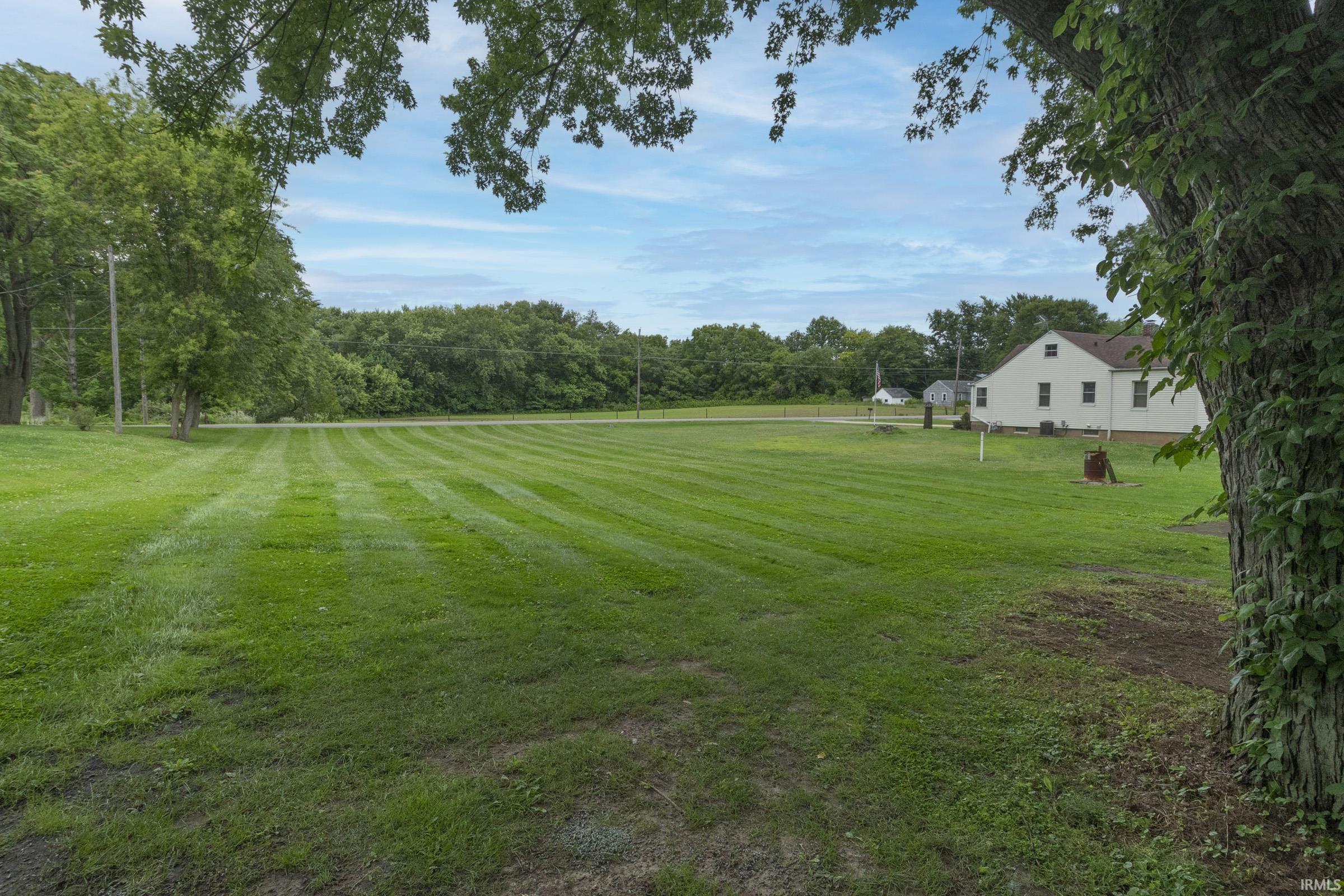 21085 Cabot Avenue Lakeville IN 46536