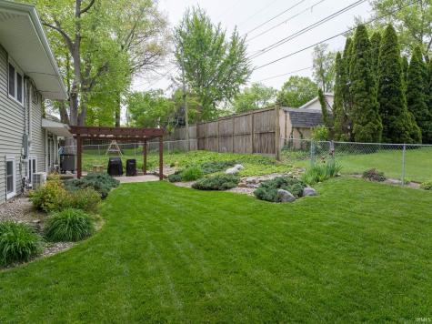 560 Sommers Avenue Wabash IN 46992