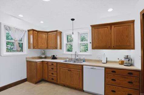 820 Shawnee Avenue Lafayette IN 47905