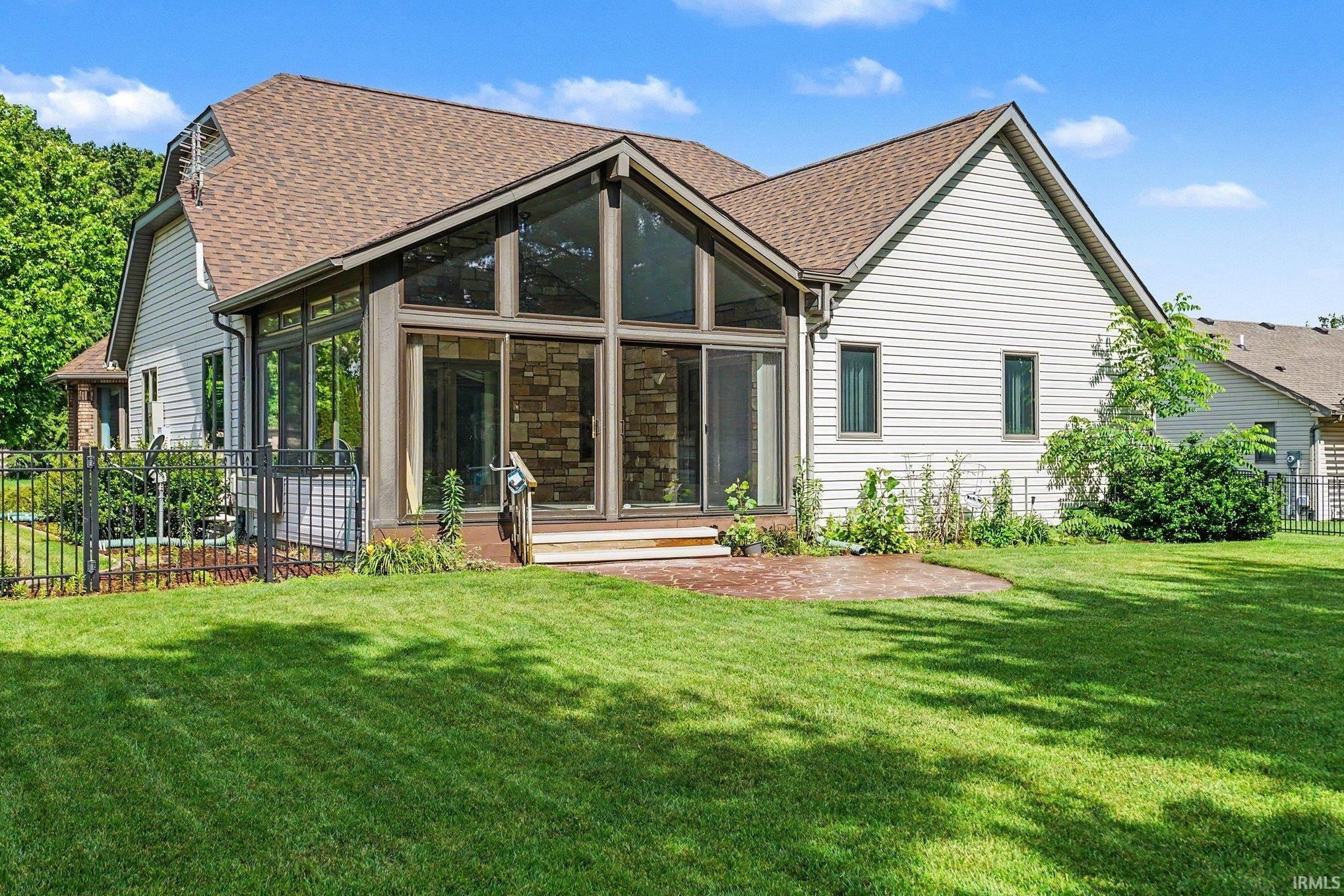 3828 Thornridge Drive Elkhart IN 46514