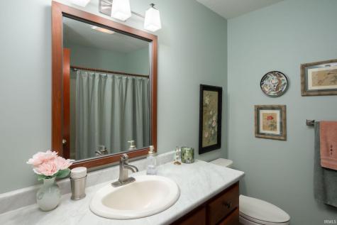 8011 Taliesin Way Fort Wayne IN 46835