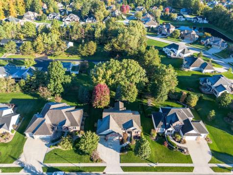 8011 Taliesin Way Fort Wayne IN 46835