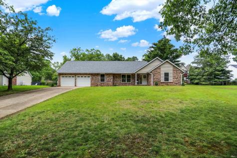 1905 E Kensington Place Bloomington IN 47401