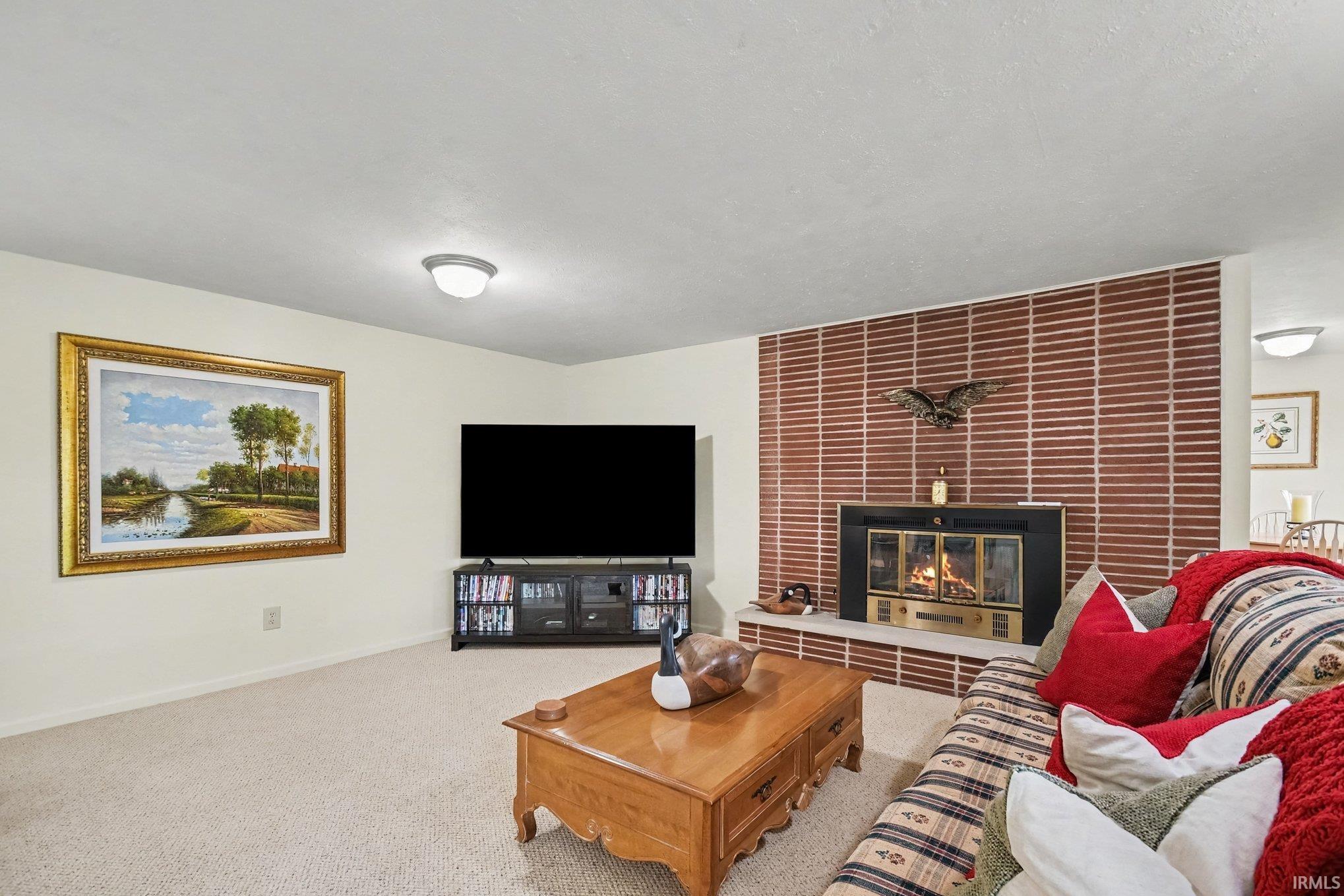 327 Manchester Drive Mishawaka IN 46544