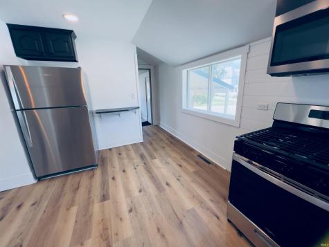806 N Harrison Street Syracuse IN 46567