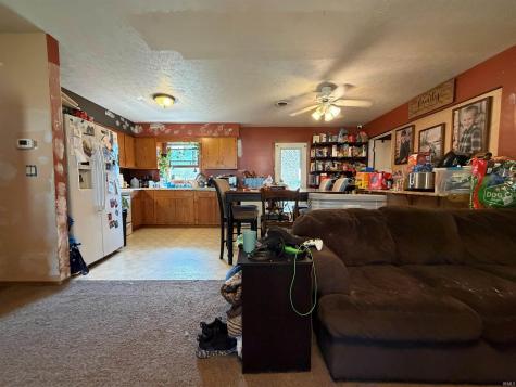 1115 N 9th Street Mitchell IN 47446