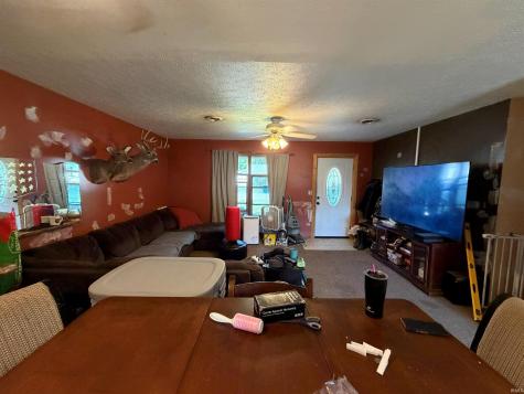 1115 N 9th Street Mitchell IN 47446