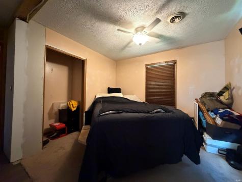 1115 N 9th Street Mitchell IN 47446